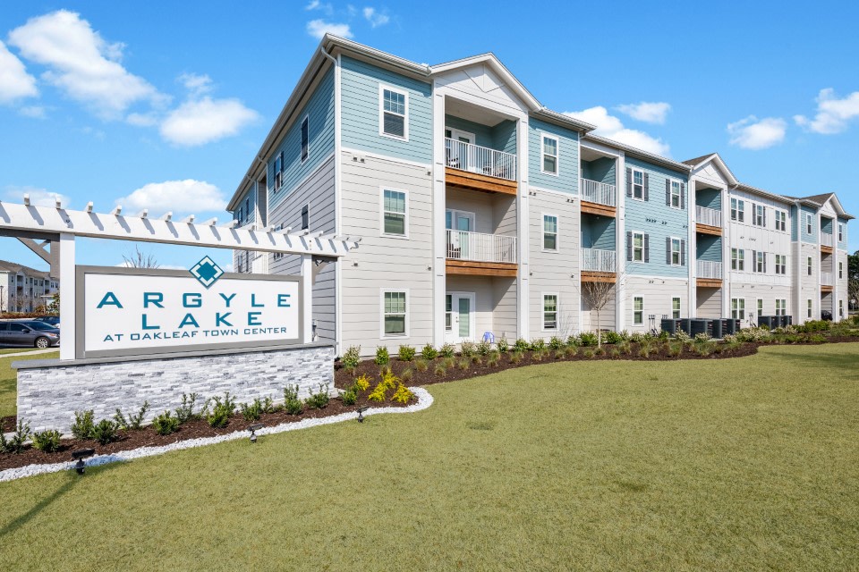 Argyle Lake at Oakleaf Town Center Image 30