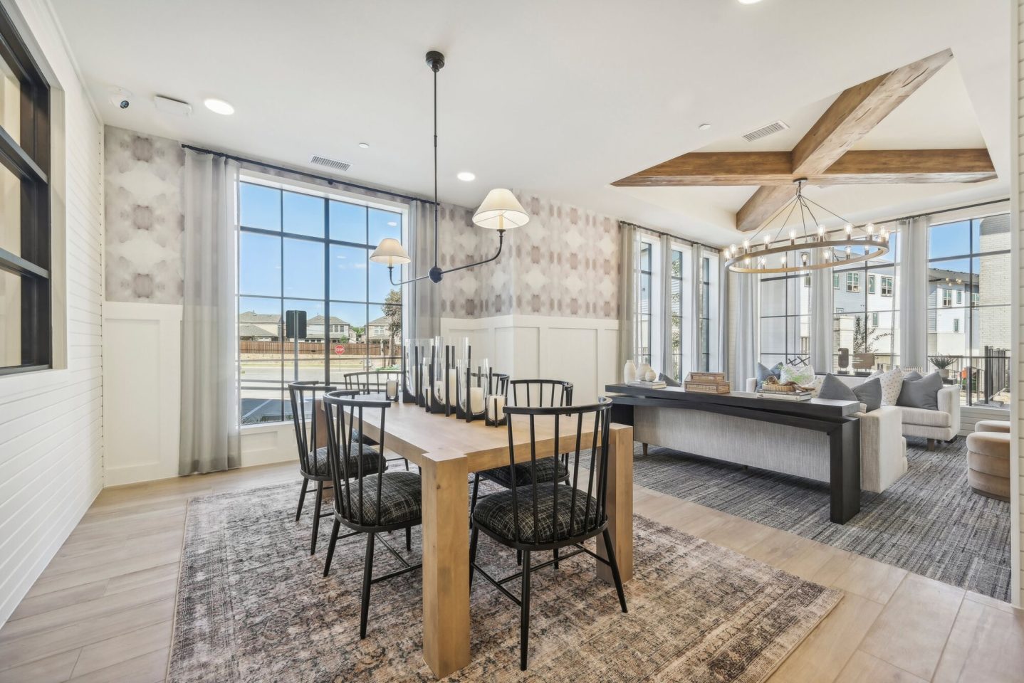 Atwater Apartments & Townhomes Image 4