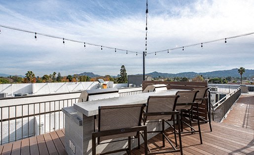 Vue at Laurel Canyon Image 7