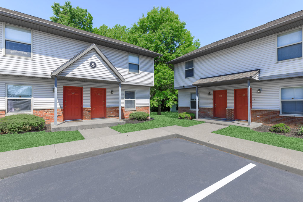 Hoosier Court Apartments Image 6