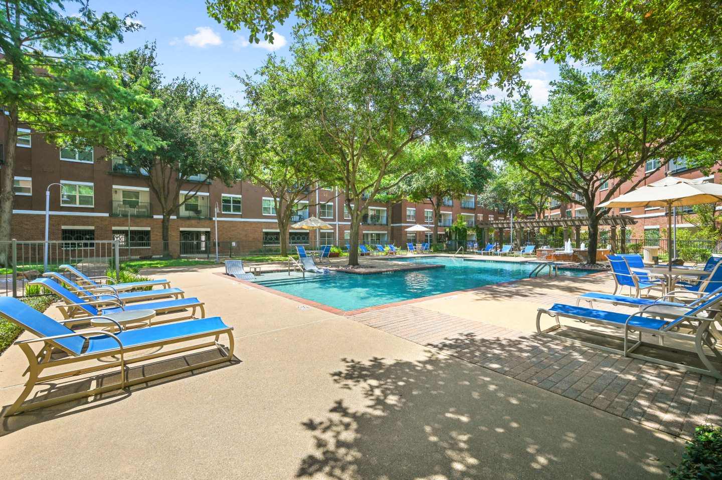 5225 Maple Avenue Image 18