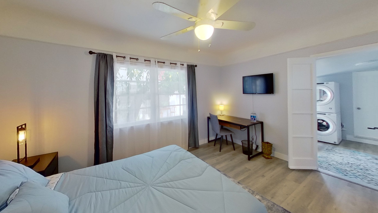 Kling Front Image 65