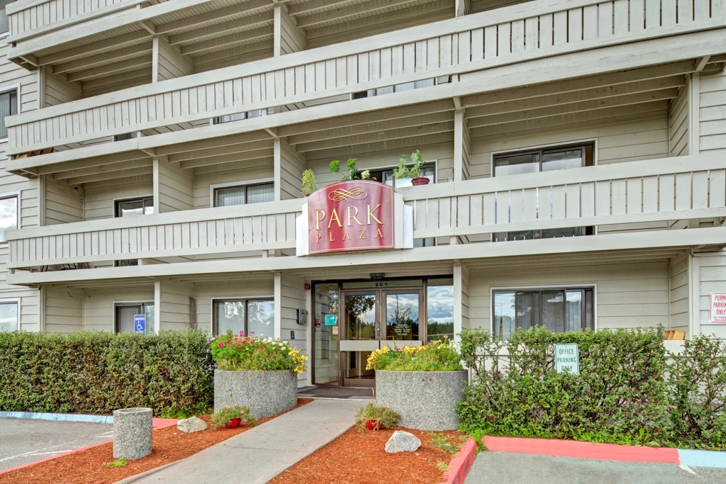 Park Plaza Image 17