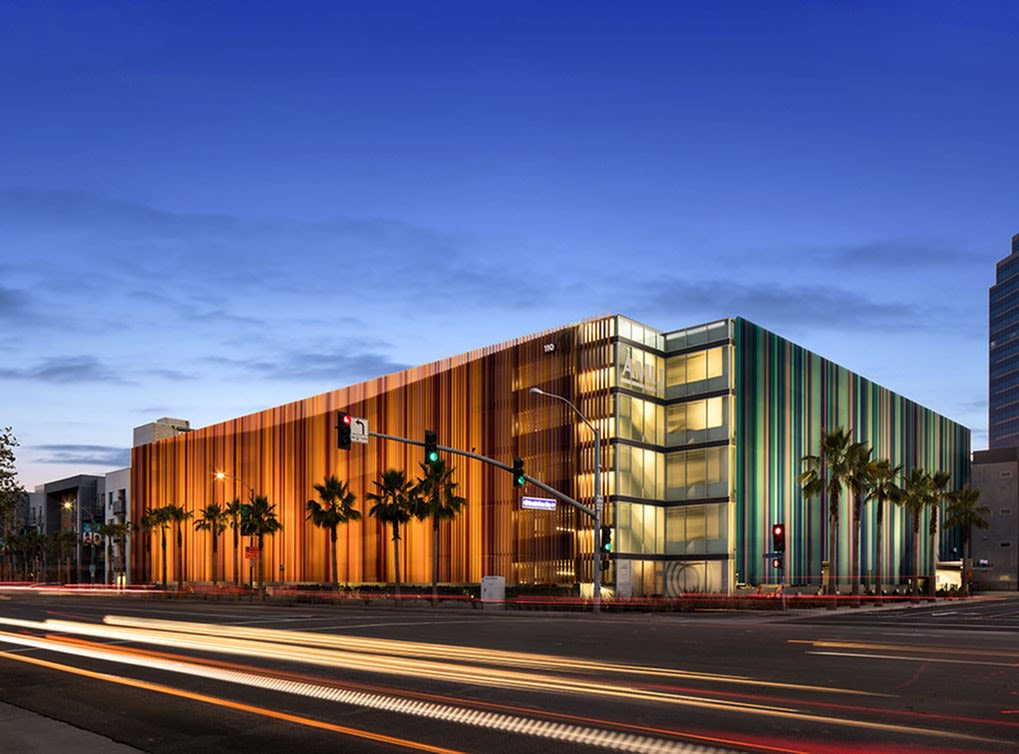 AMLI Uptown Orange Image 2