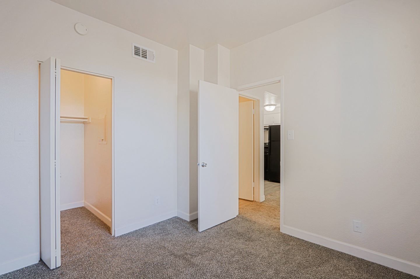 River North Apartments Image 6