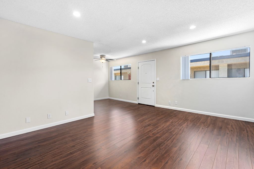 Topanga Terrace Image 11