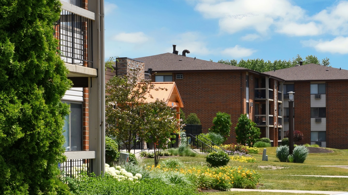 The Ponds Of Naperville Image 44