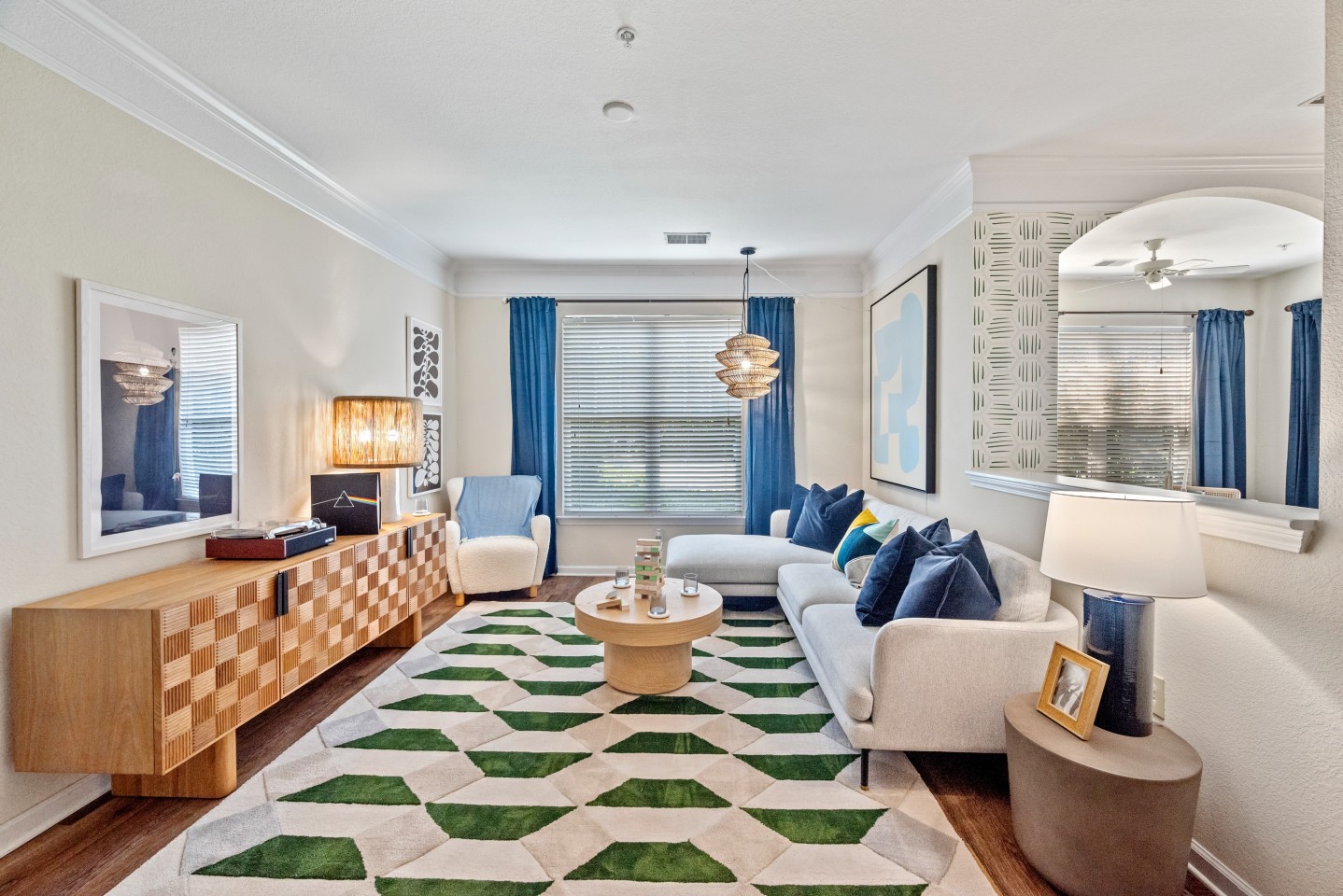 Hideaway at Greenbrier Luxury Apartments Image 39