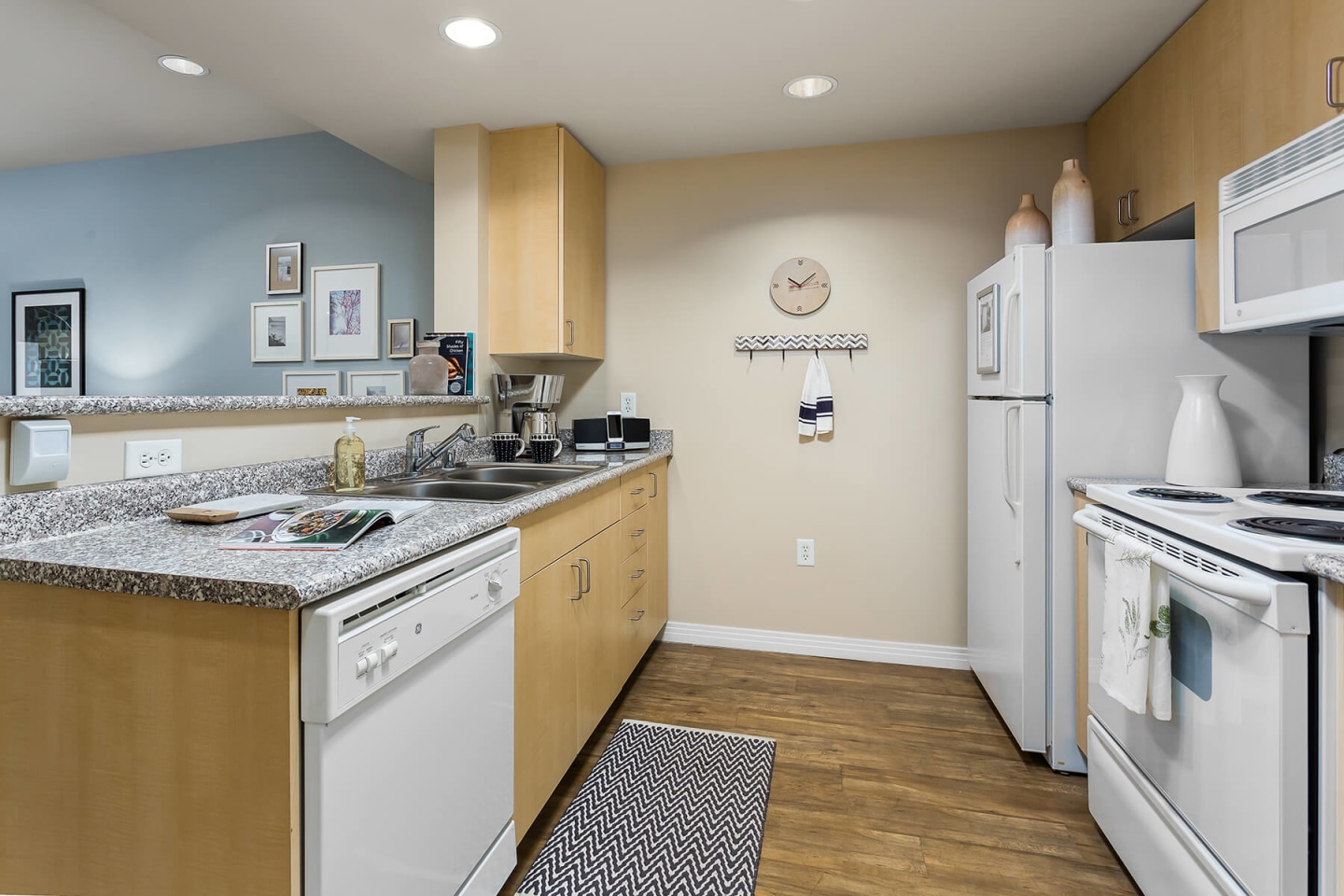 Haven at Del Mar Station Apartments Image 1