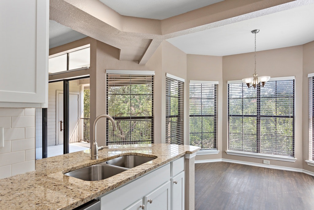 Waters Edge Apartment Homes Image 16