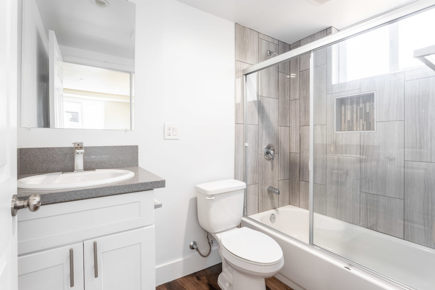 Antares 1419 S New Hampshire Avenue - Co-Living Image 12