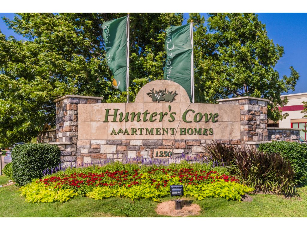Hunter's Cove Image 33