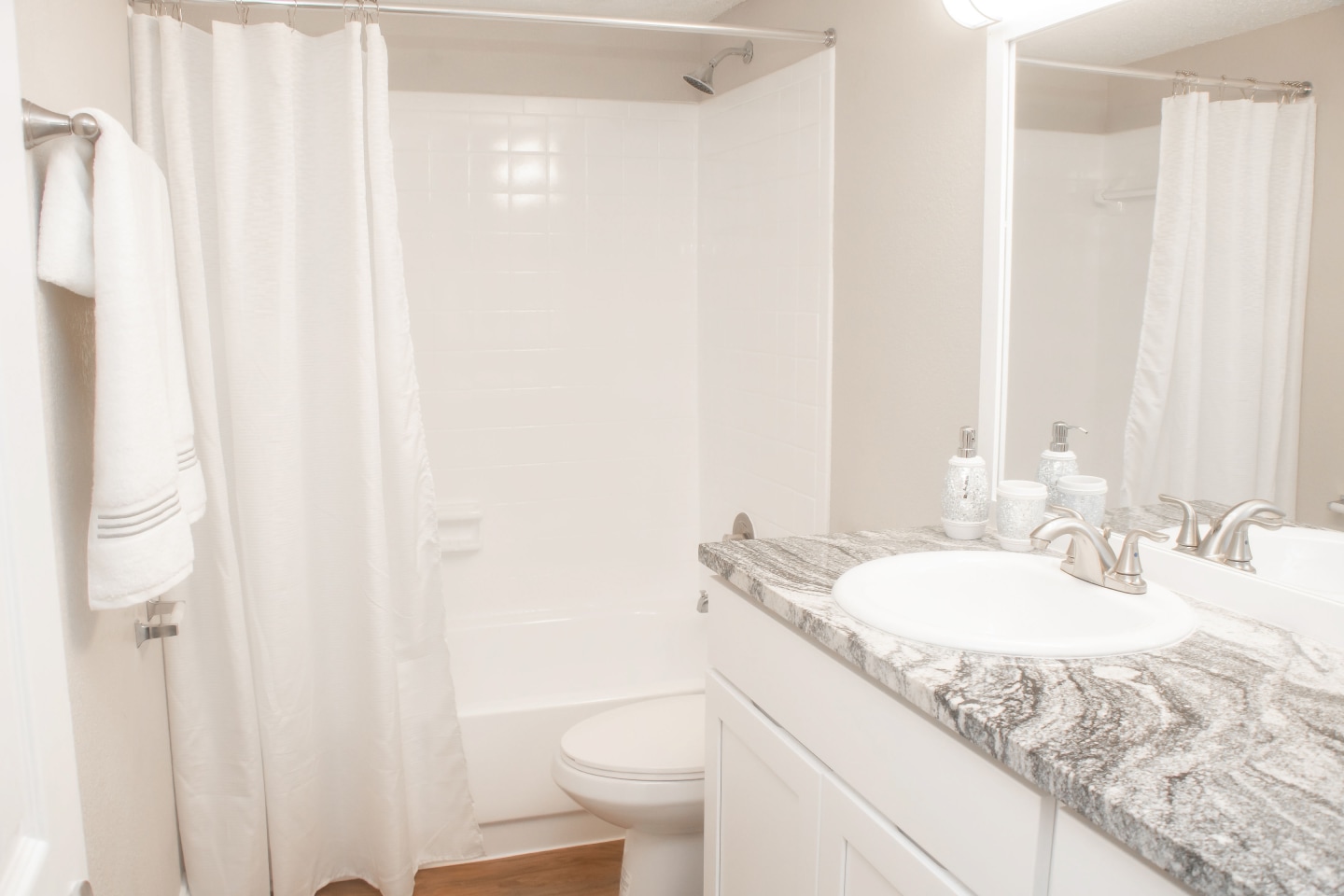 Element at River Pointe Image 19
