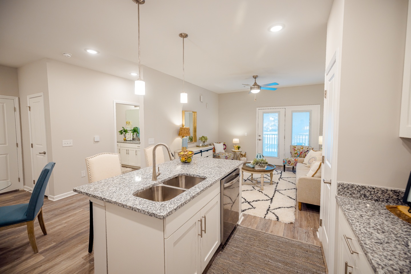 Grand Oaks Apartments Image 5