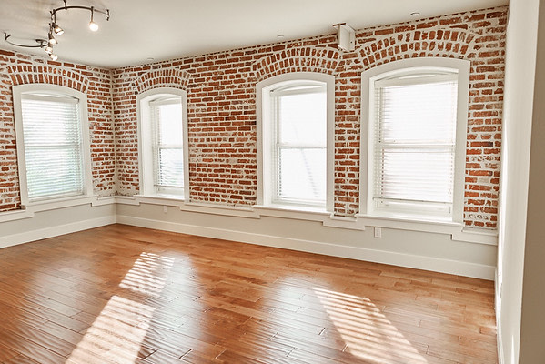 Brownstone Lofts Image 9