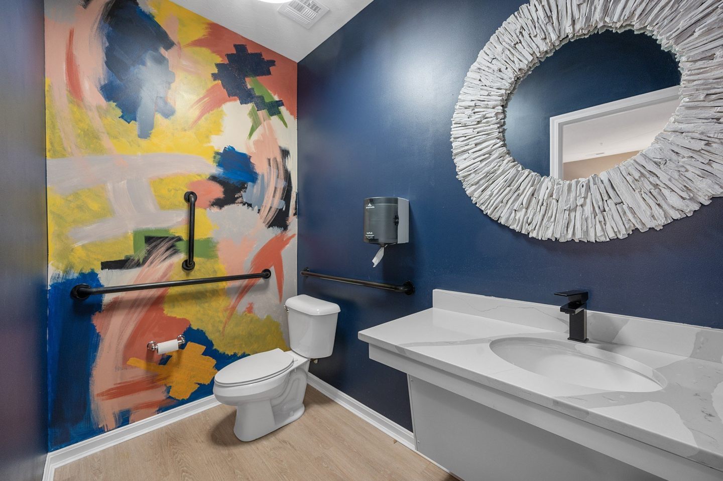 Monmouth Row Apartments Image 36