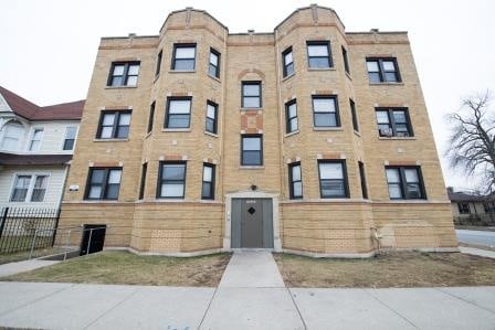 7057 Princeton Englewood Apartments Image 1