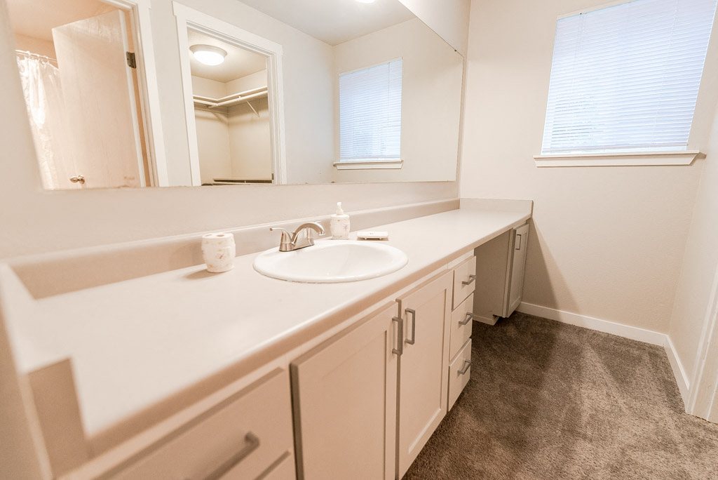 Cambridge Apartments Image 13