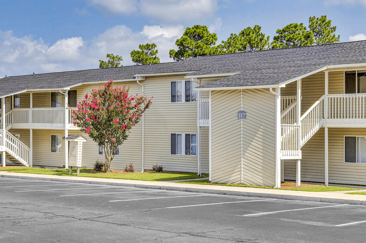 Affordable Housing - Patriot Point Apartment Homes Image 11