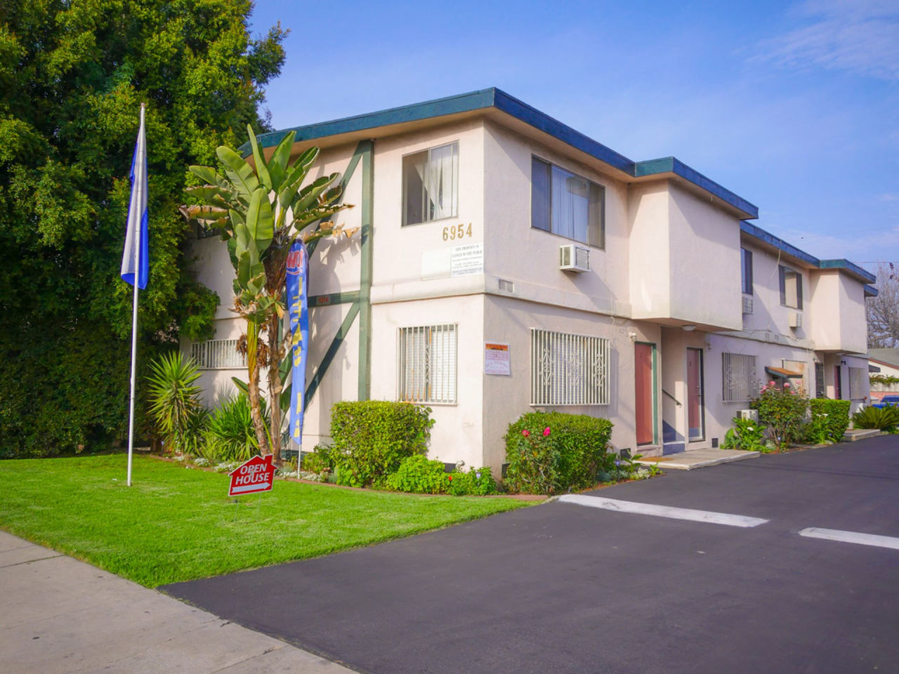 6944-6954 Coldwater Canyon Ave. Image 1
