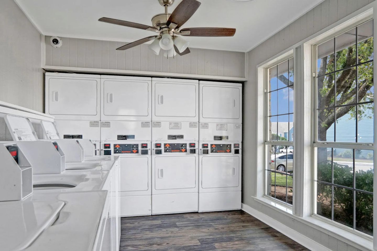 Oaks At Creekside Image 16