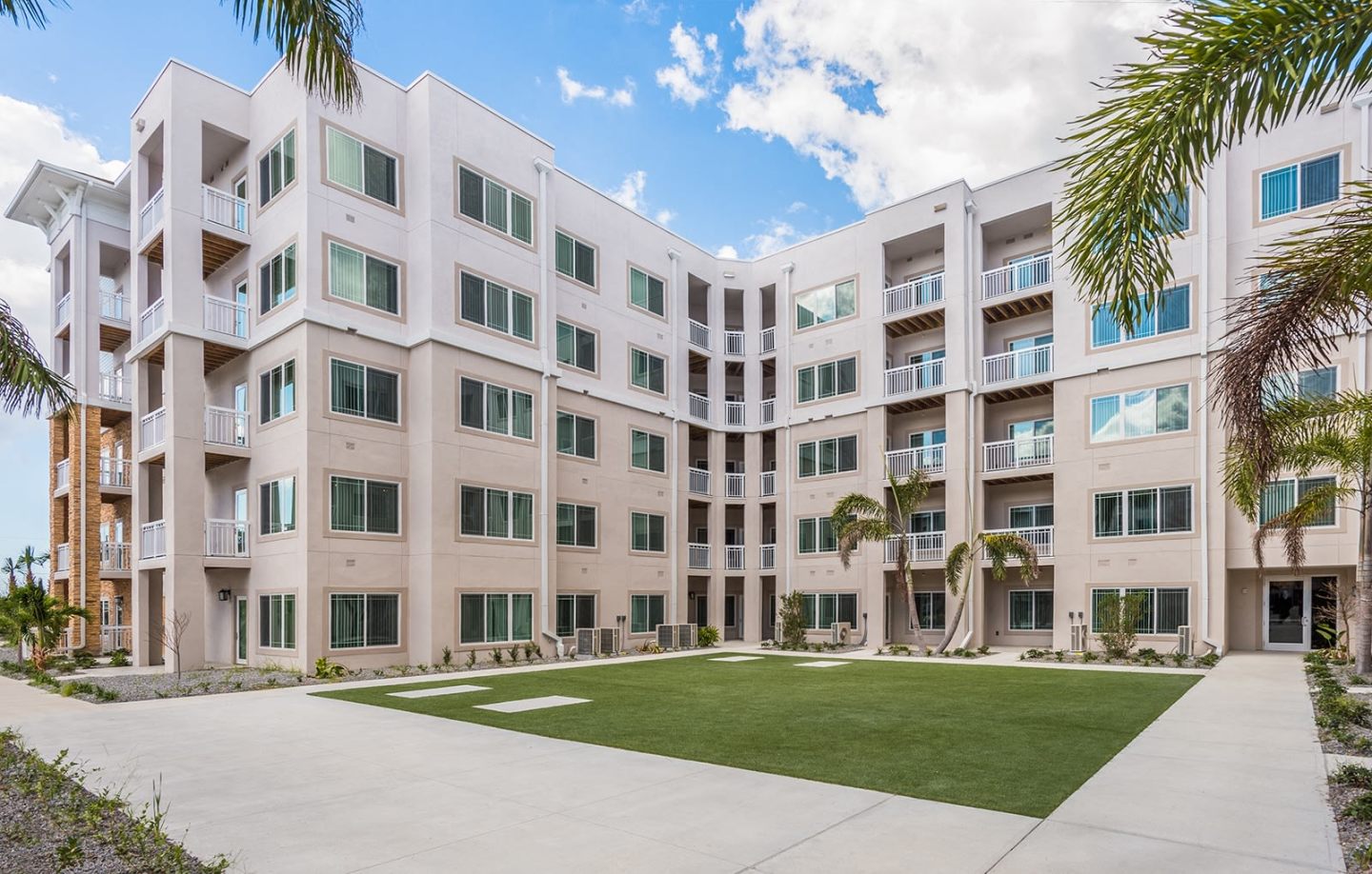 The Reef at Riviera 62+ Apartments - Senior & Affordable Housing Image 16