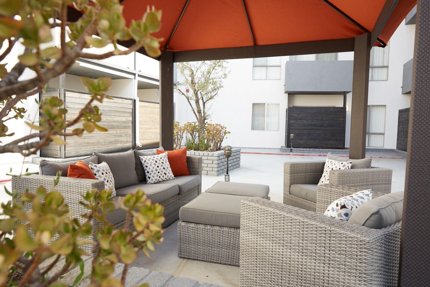 The Highland at Sherman Oaks Image 13
