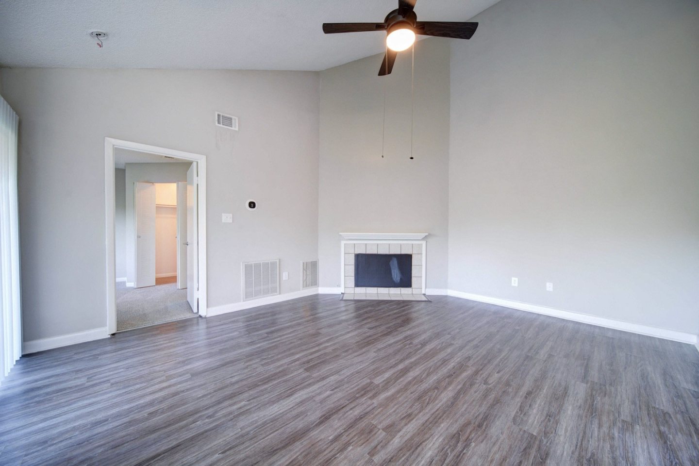 The George Apartments Image 16