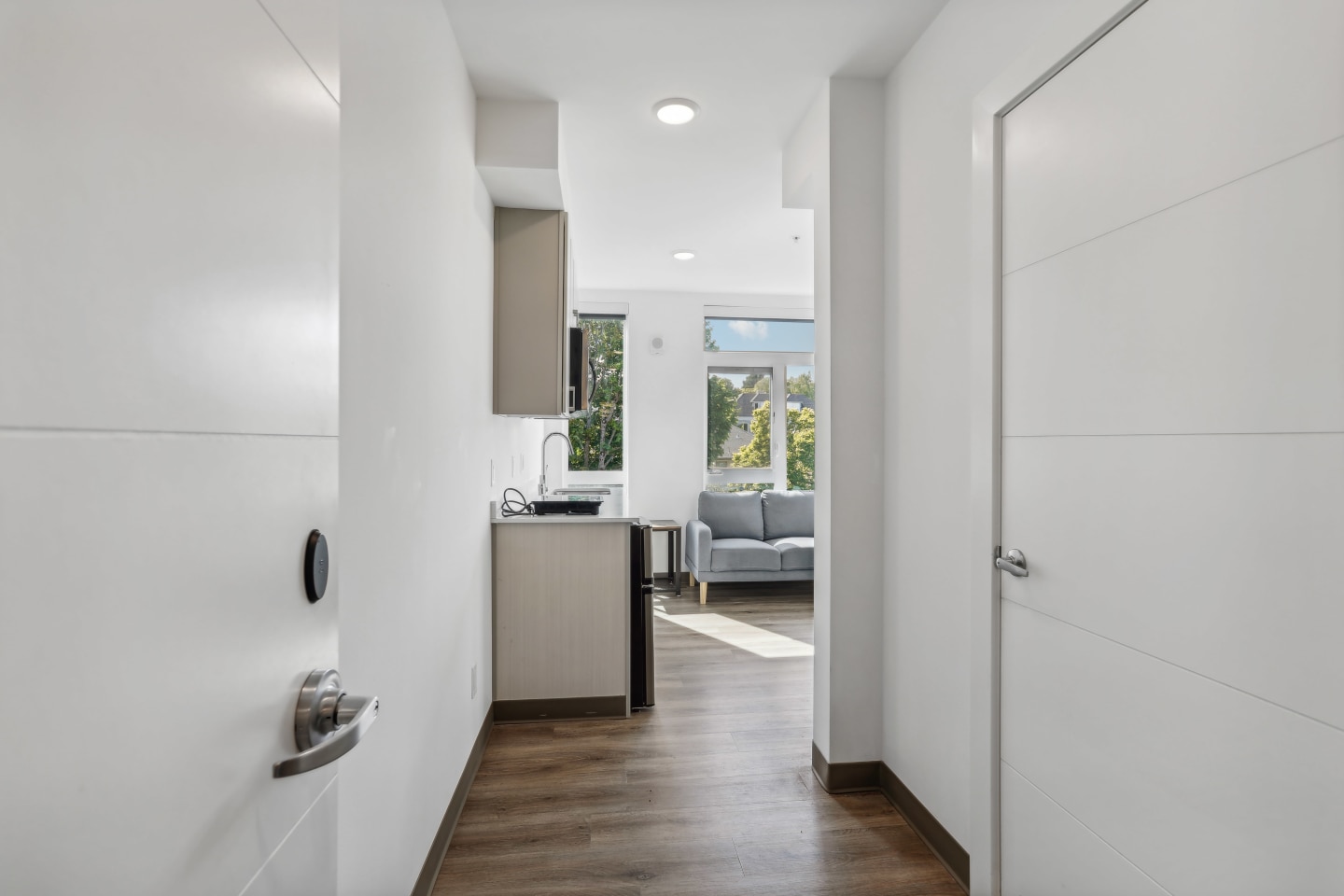 Fifty-Two Apartments - Student Housing Image 13