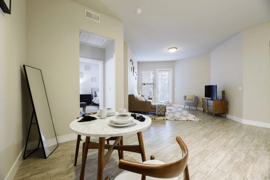 Maple District Lofts Image 4