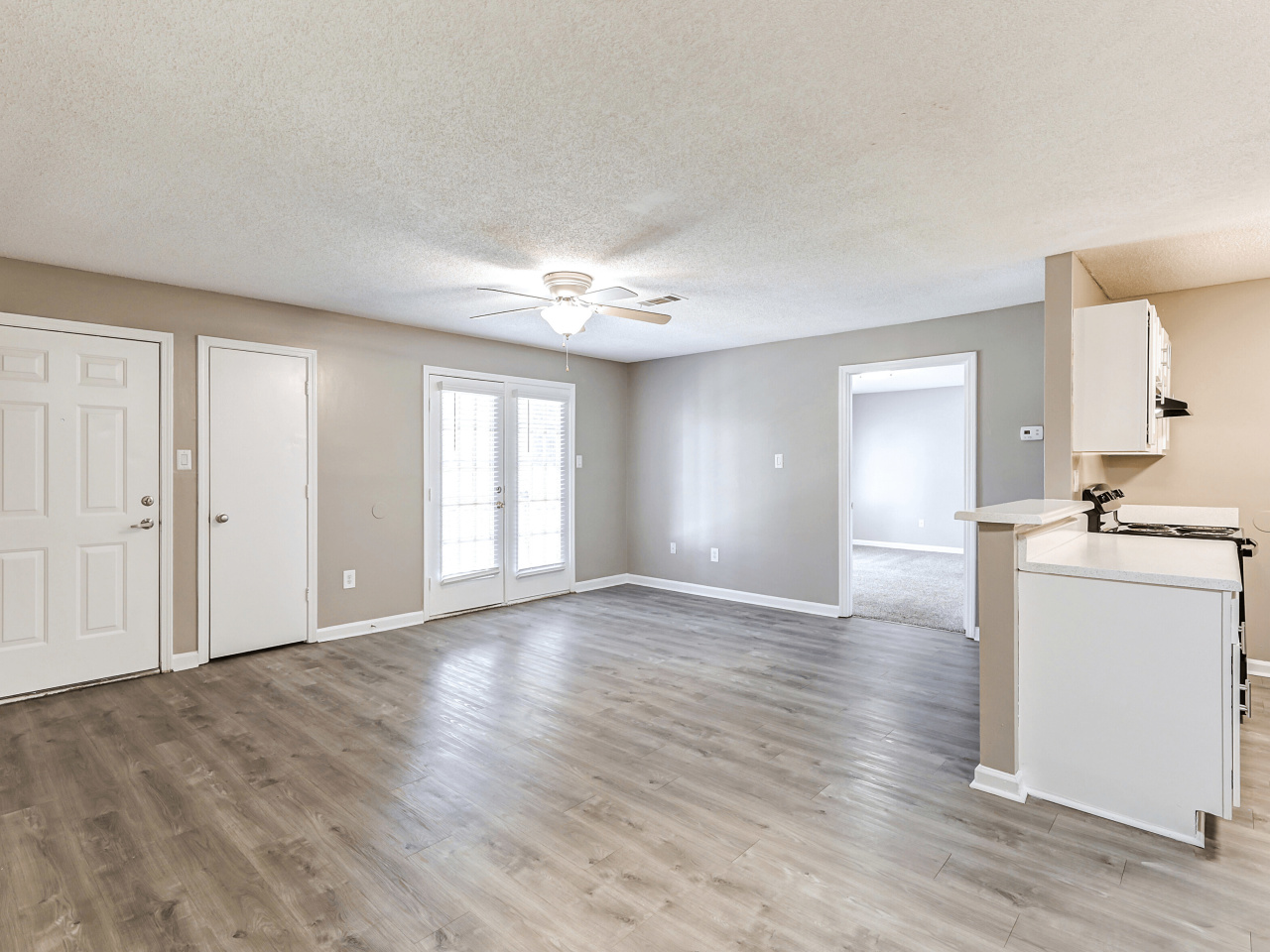 Waverly Apartments Image 46