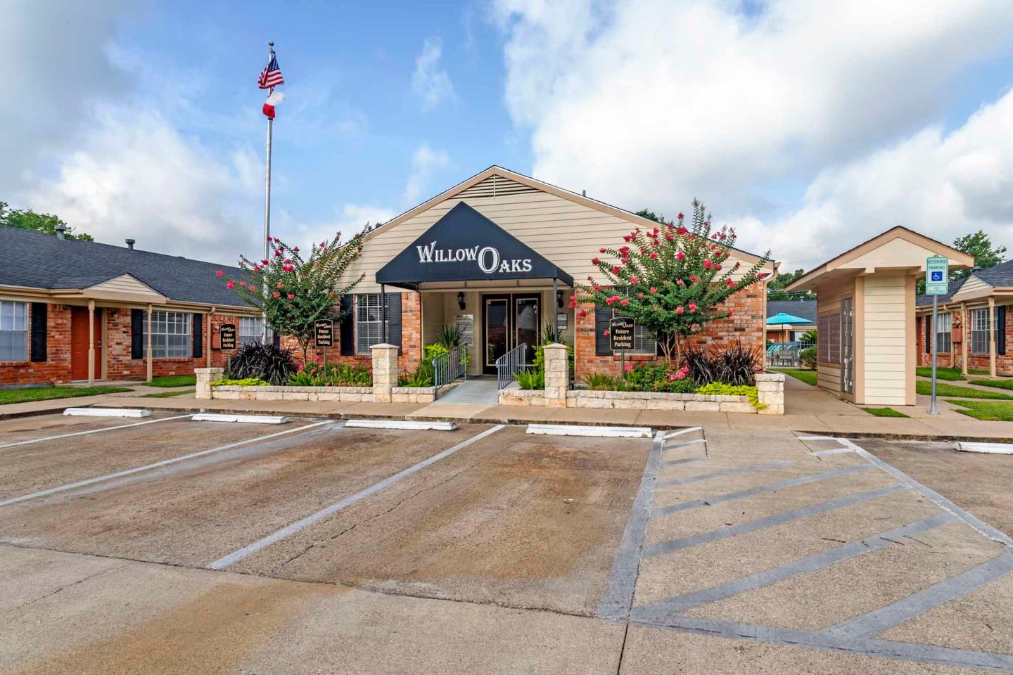 Willow Oaks Apartments Image 12