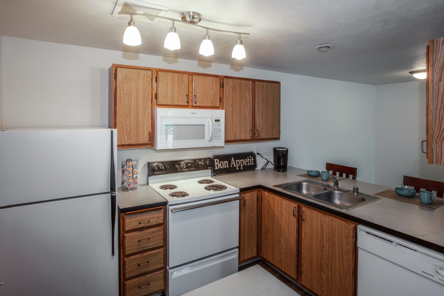 Farr Court Apartments Image 3