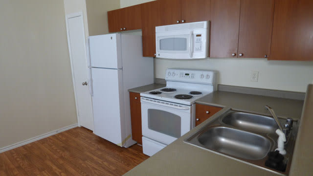 Reese Court Villas Image 1