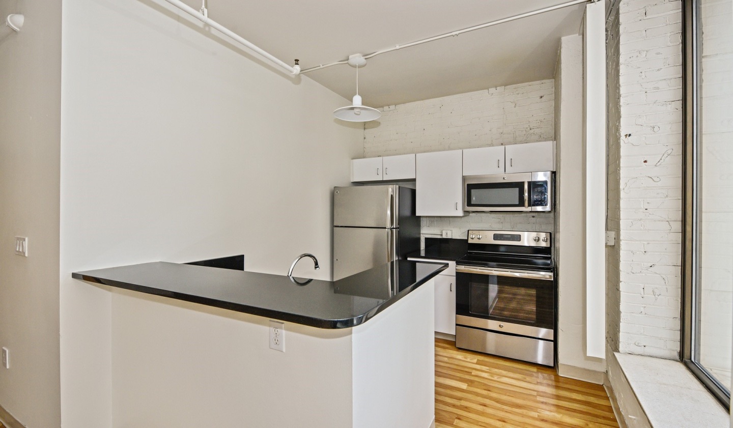 Bank and Boston Lofts Image 4