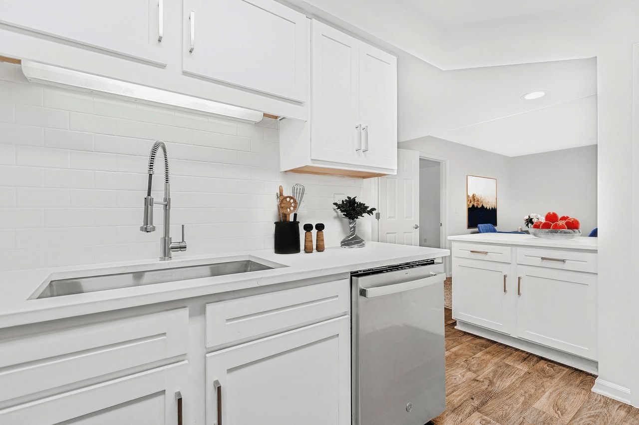 Affordable Housing - Caveness Farms Apartment Homes Image 45