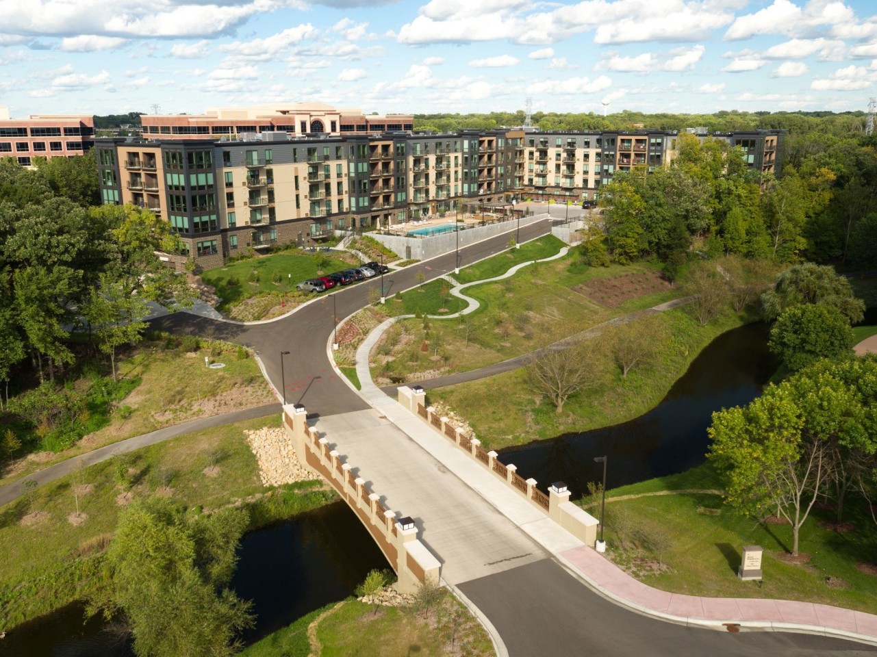 The Island Residences at Carlson Center Image 1