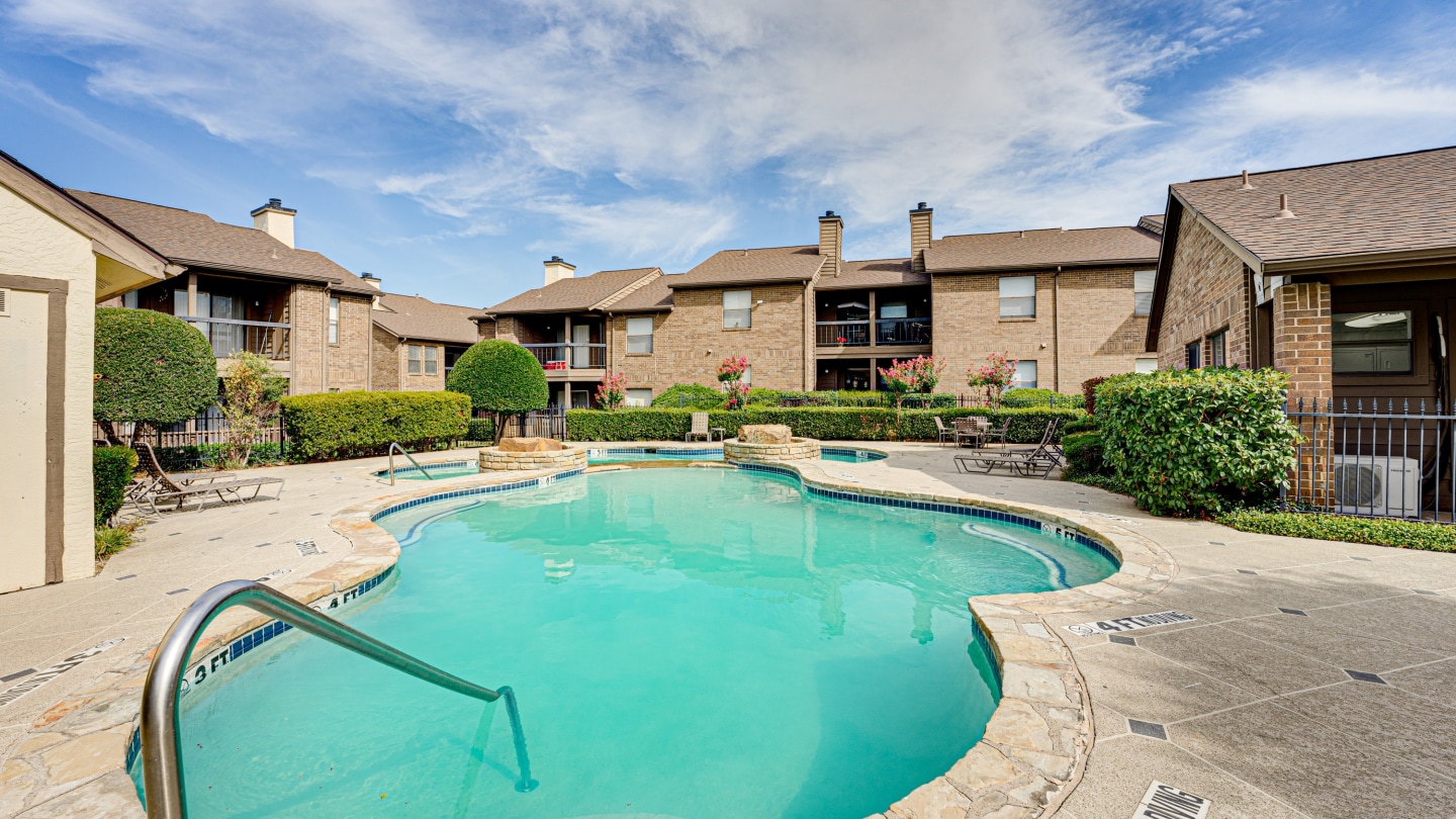Woodland Hills Image 19