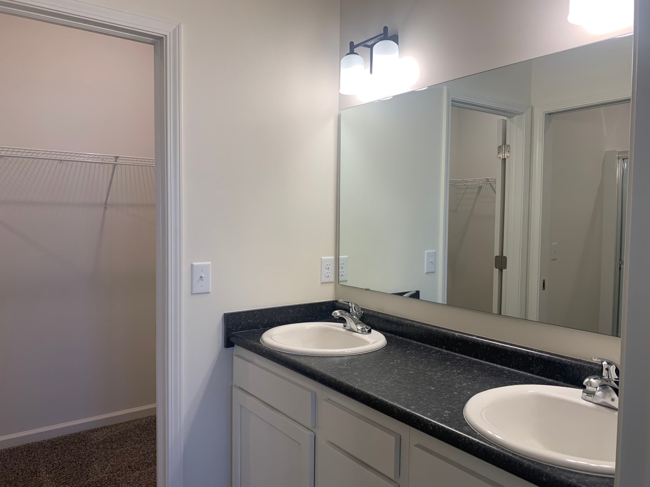Avalon Bluffs Image 22