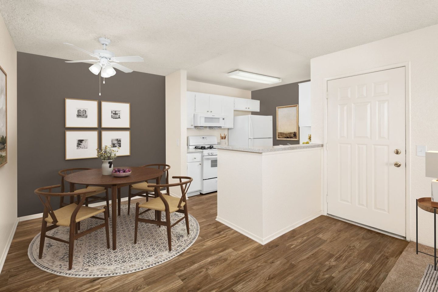 Somerset Apts. Image 4