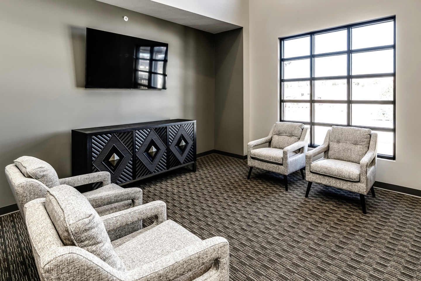 The Apartments at Lux 96 Image 75