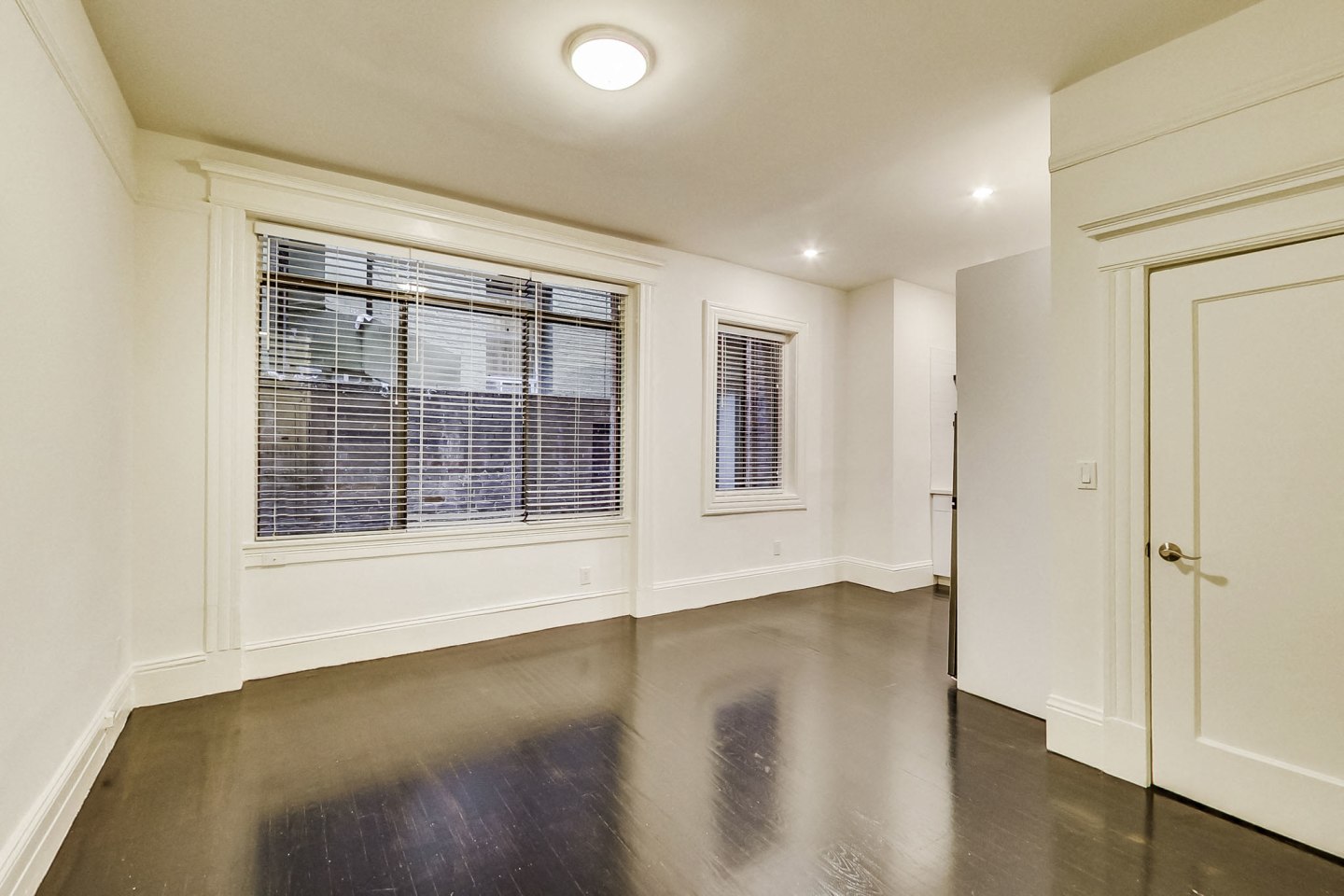 605 Jones Image 12