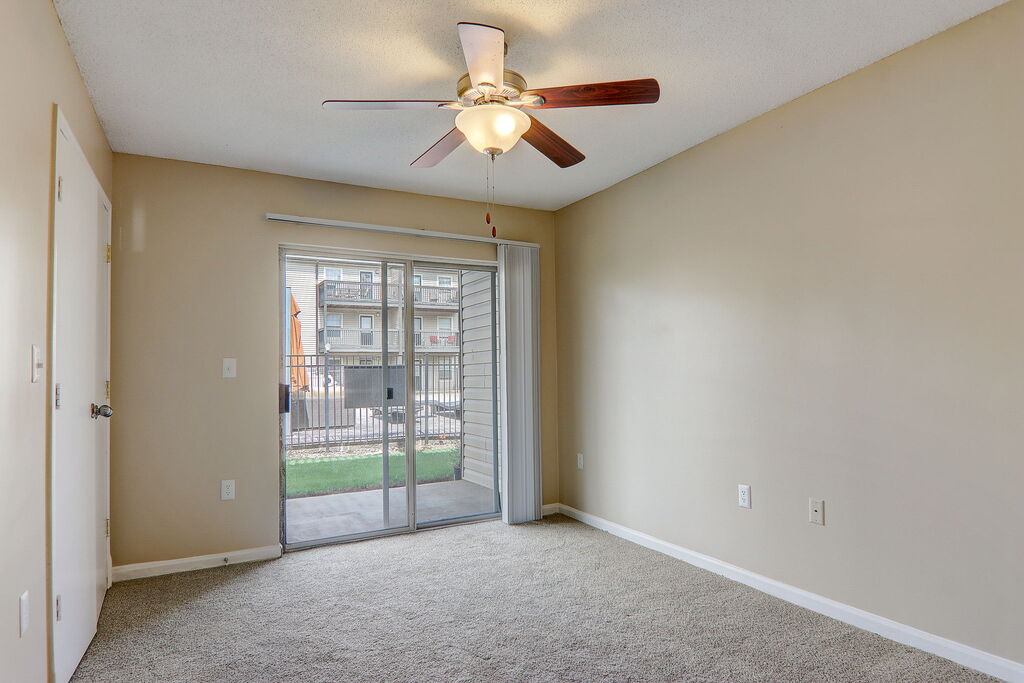 The Grove Apartments Image 14