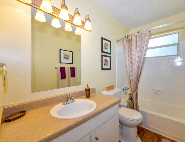 Maplewood Pointe Image 9