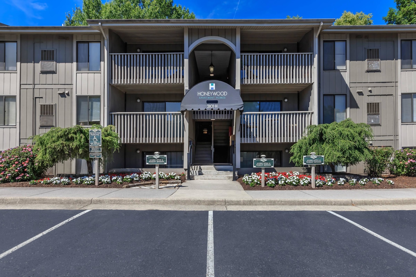 Honeywood Apartment Homes Image 14