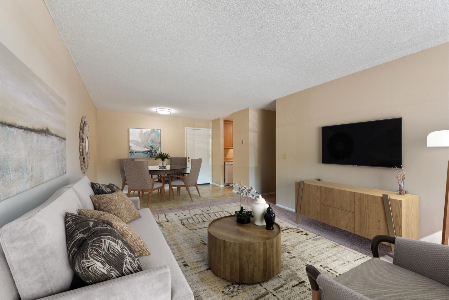 Shamrock Court Apartments Image 15