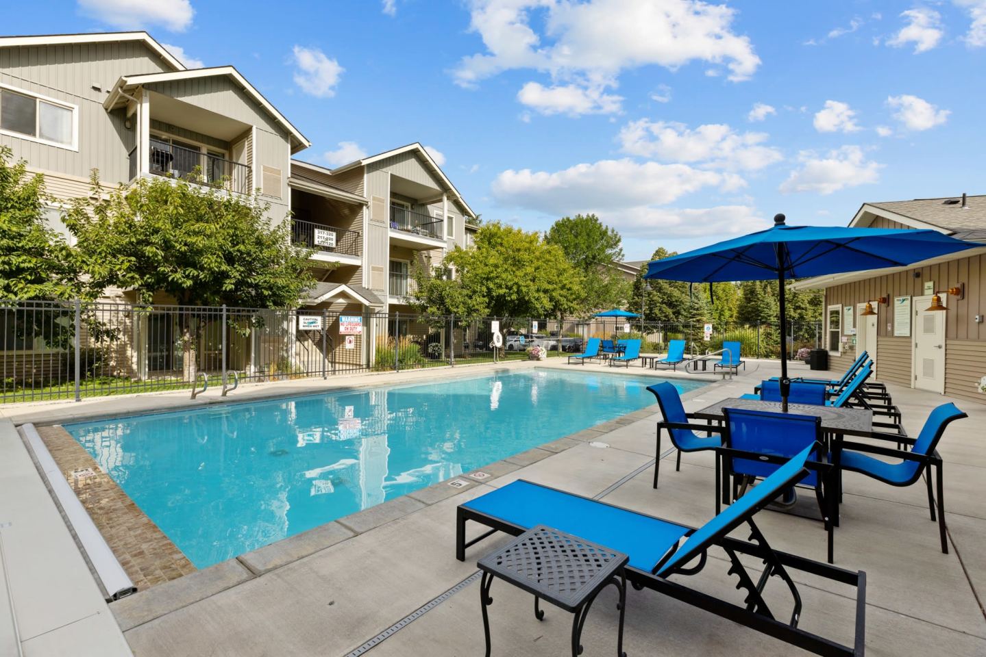 Island View Apartments Image 10