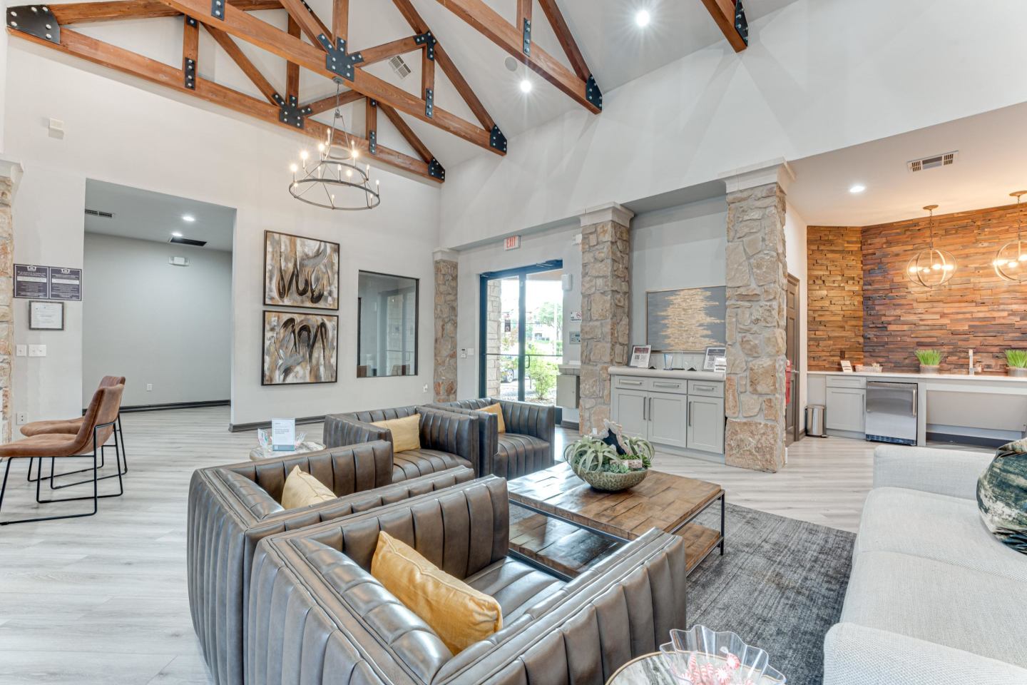 Limestone Ranch Image 6