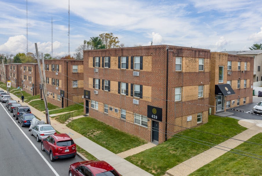 Domino Lane Apartments Image 9