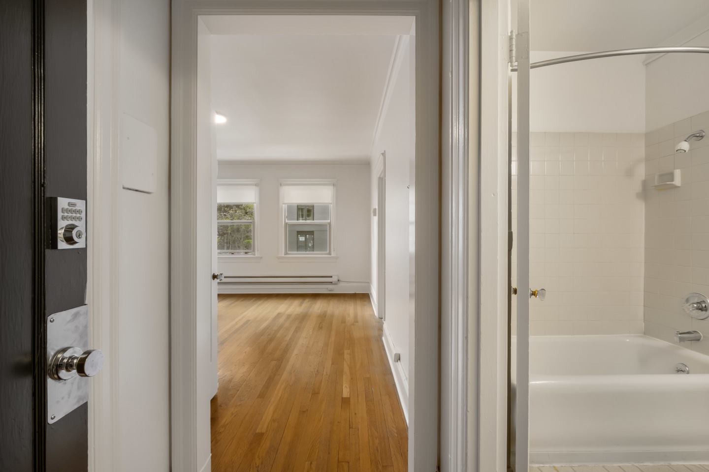 Campus Apartments Image 3
